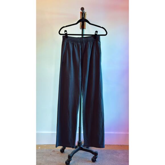 Yeezy Gap Unreleased Holiday 2022 Navy Sweatpants SMALL - Picture 1 of 2